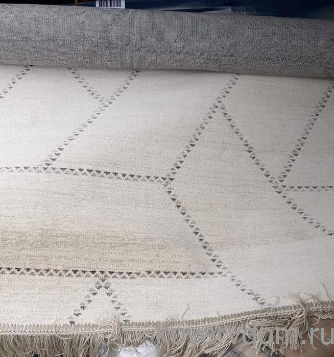 Ковер из вискозы и хлопка Royal Palace 14530 6363